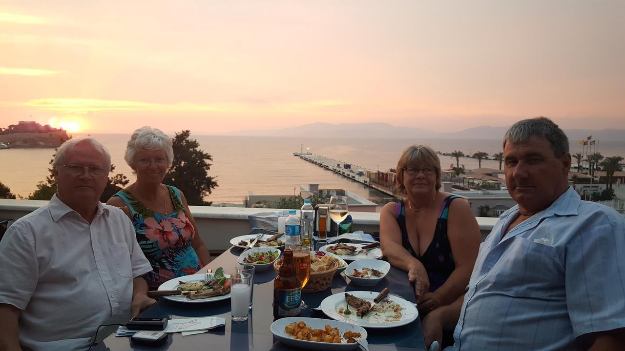 Hotel Liman Kusadası Exteriér fotografie