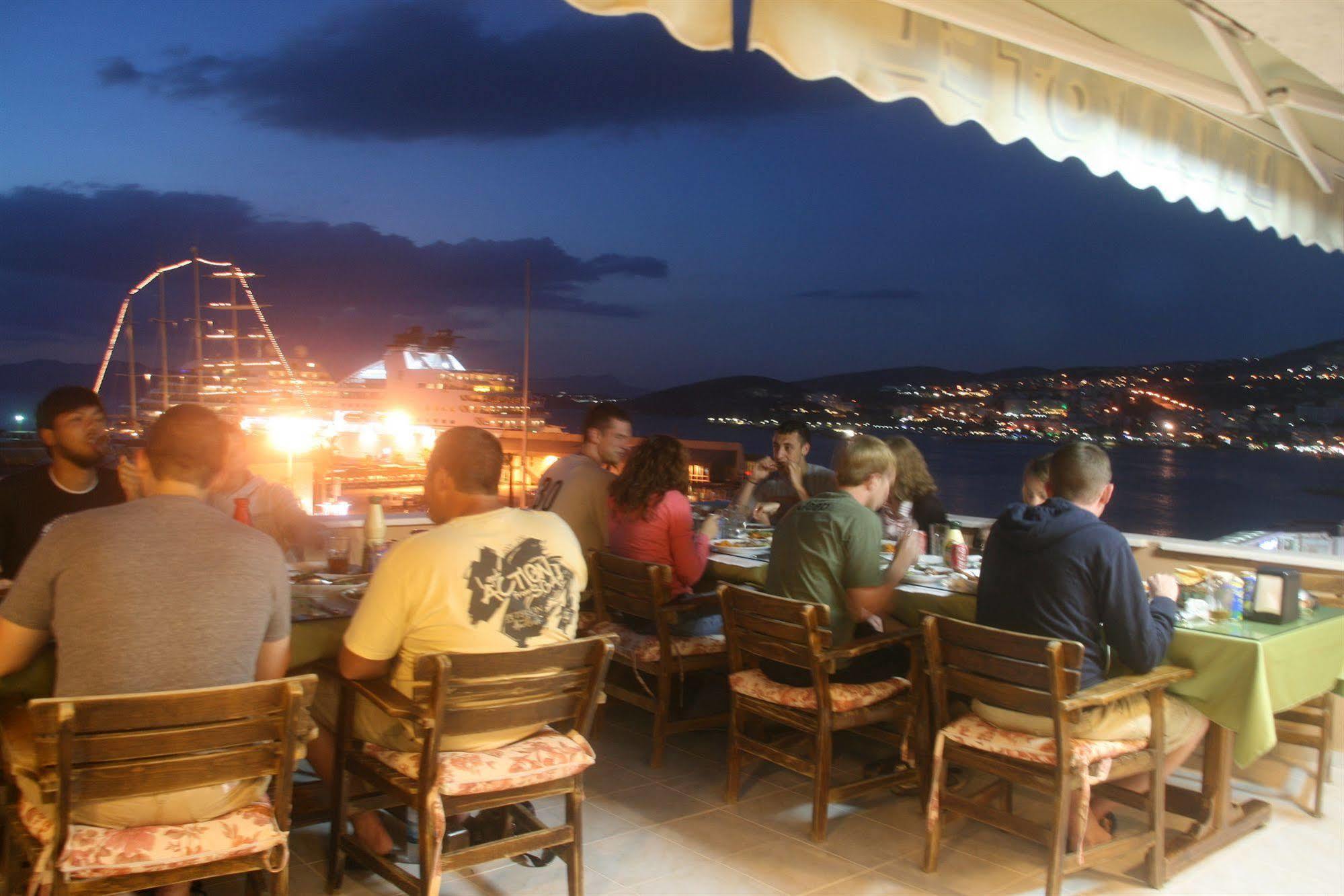 Hotel Liman Kusadası Exteriér fotografie